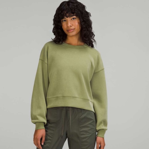 lululemon athletica Sweaters - Lululemon perfectly oversized cropped crew. Bronzed green. Size 2